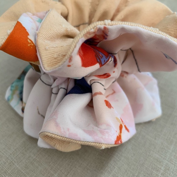 Double Ruffle Scrunchie - Picture 6 of 9